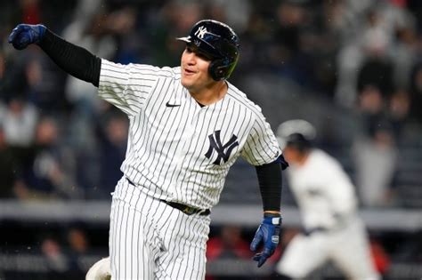 Jose Trevino hits pinch-hit walk-off single after more Yankee players go down with injuries